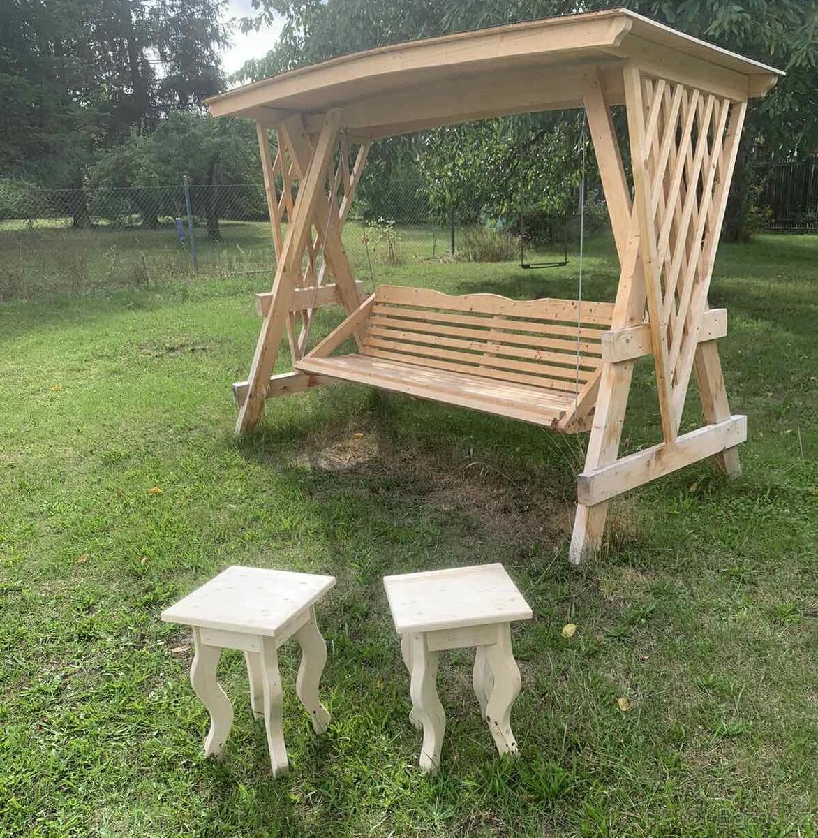 Dřevěná stolička - 2