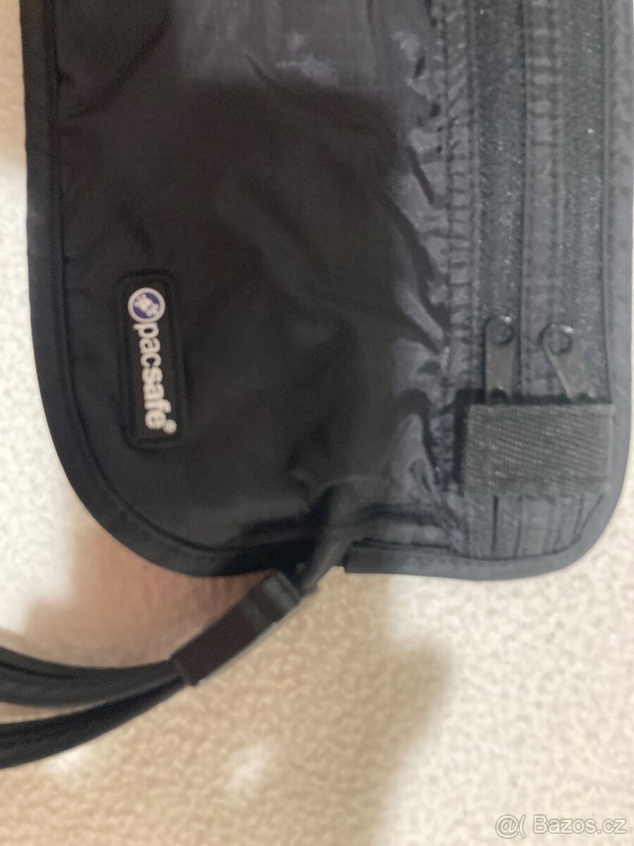 Bezpečnostní taštička na doklady - 2