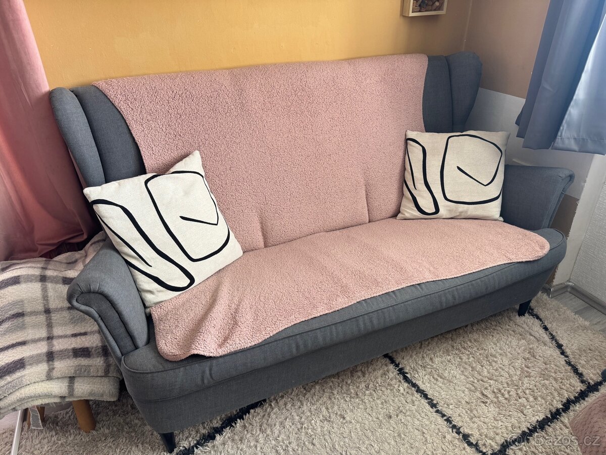 STRANDMON IKEA pohovka - 2