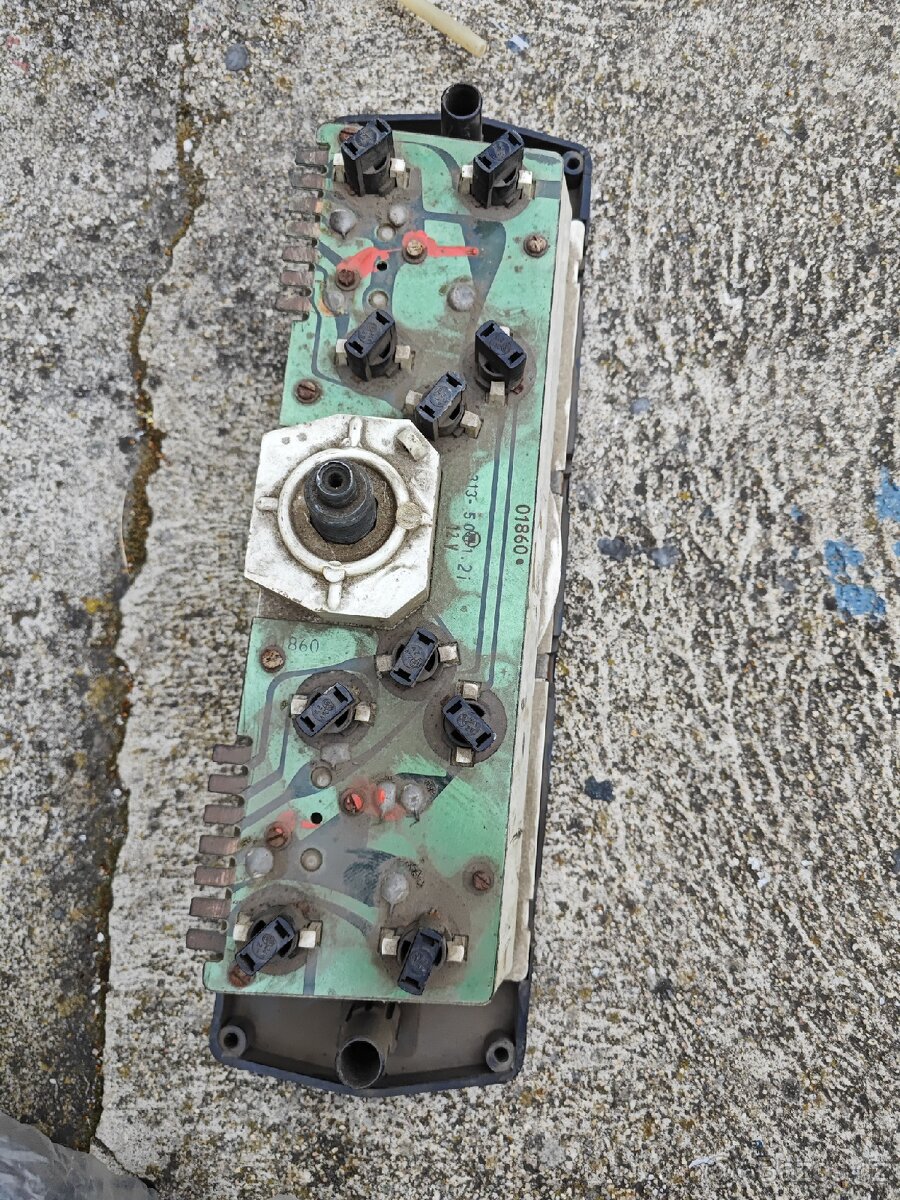 Tachometr Škoda - 2