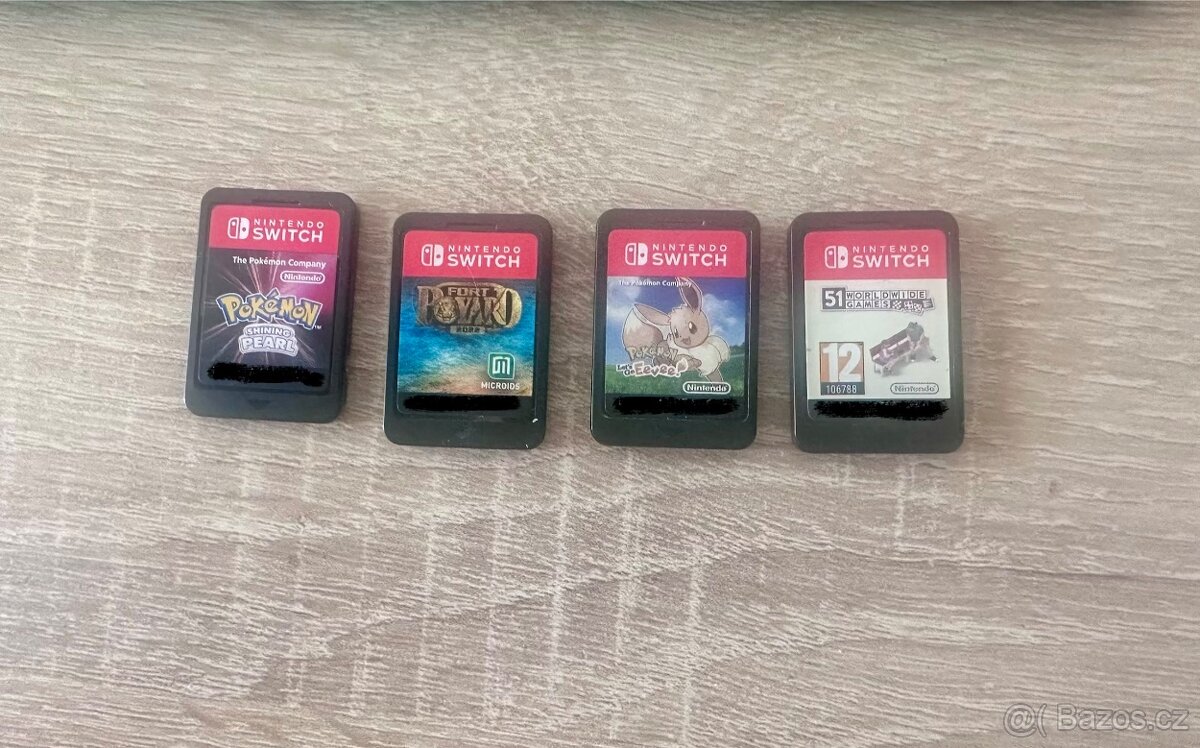 Nintendo Switch V2 + 4 hry - 2