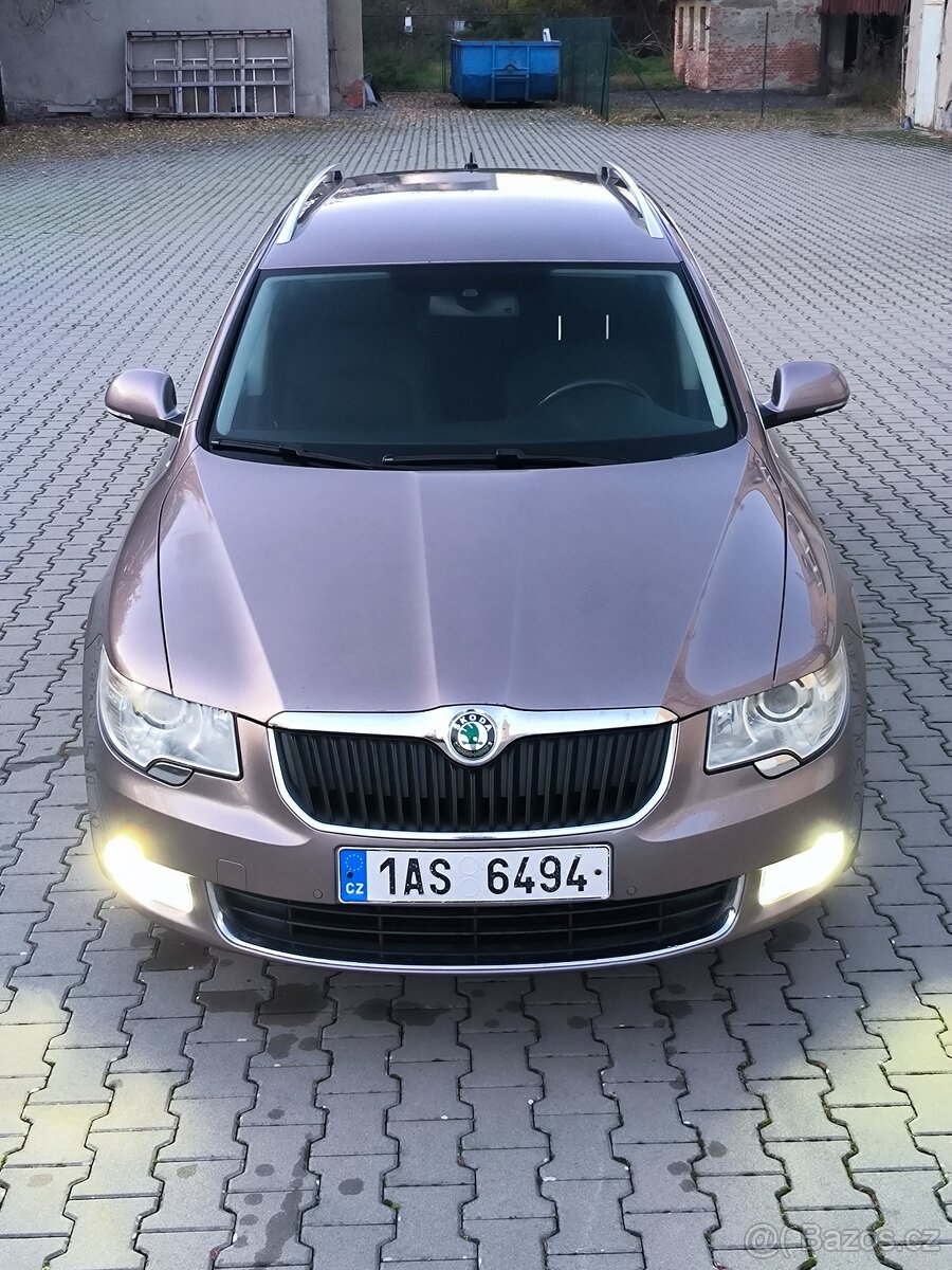 Superb 2 combi 2.0tdi DSG - 2