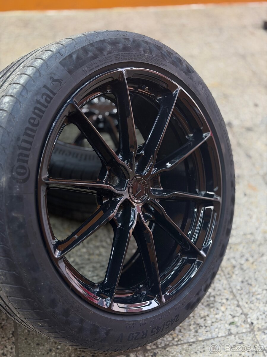 5x108 R20 Japan Racing JR37 - 2