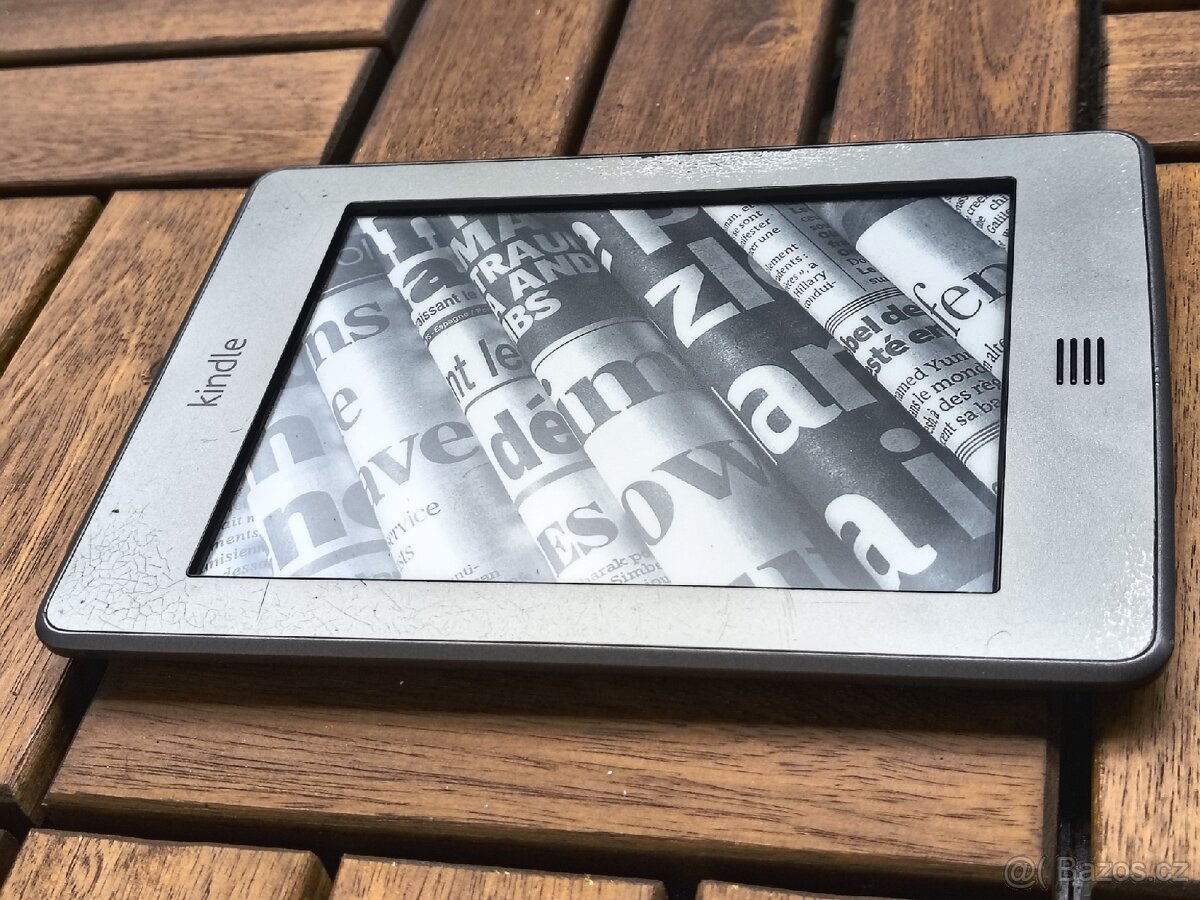 Čtečka knih Amazon Kindle 5.generace - 2