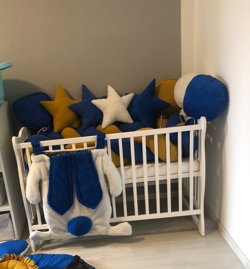 Dětská dřevěná postýlka vč. matrace - 2