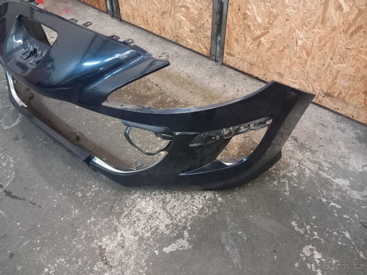 Nárazník přední na Peugeot 308 1.6 88kw r.v.6/2010 - 2