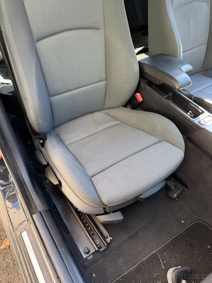 SPORTOVNÍ SEDAČKY BMW E87 - 2