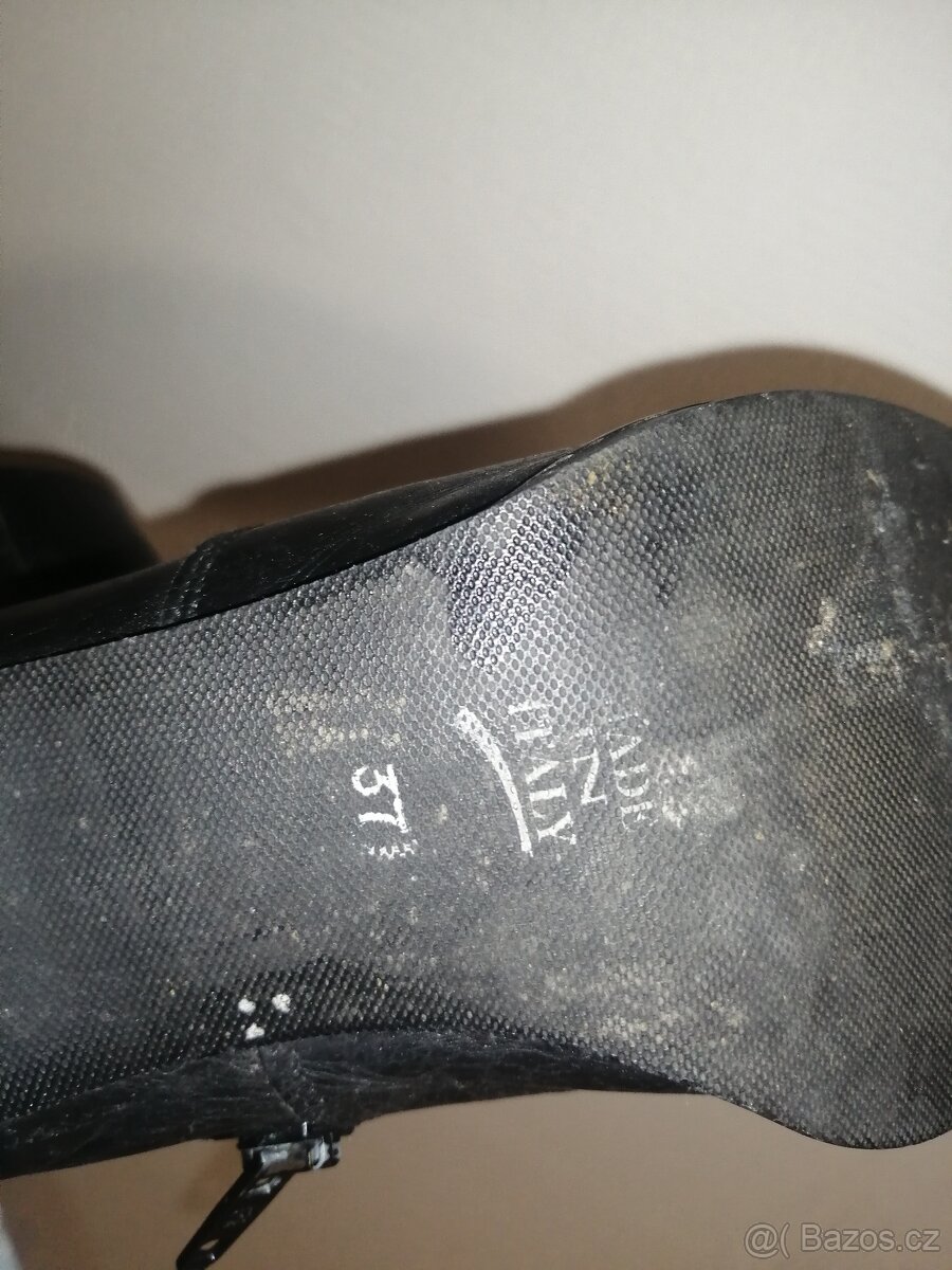 Dámské boty vel 37 - 2