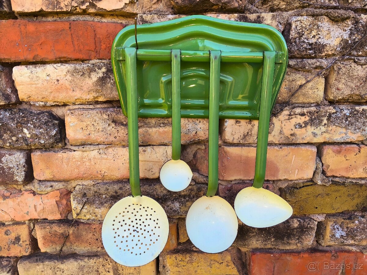 Na chaloupku - zelený smalt - 2