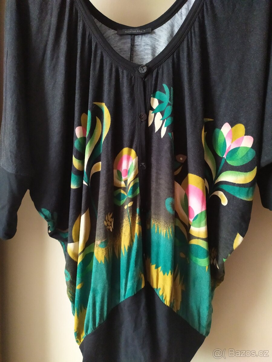 barevná hezká halenka - 2