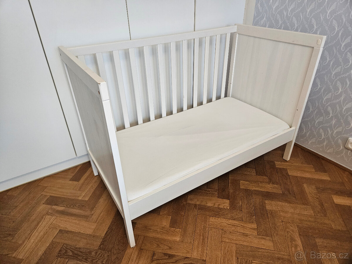 Sundvik postýlka i s matrací - 2