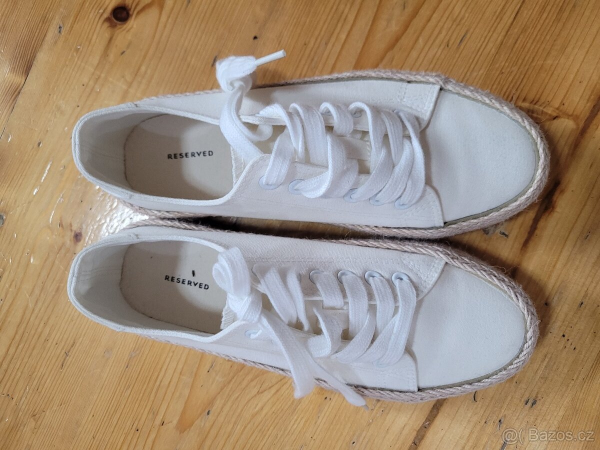 Reserved Tenisky dámské úplně nové - 2