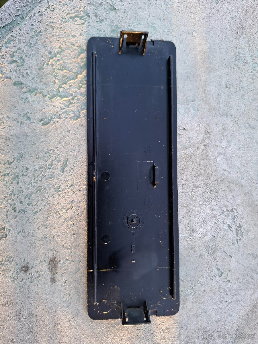 Renault - R5 - Car radio cover - 2