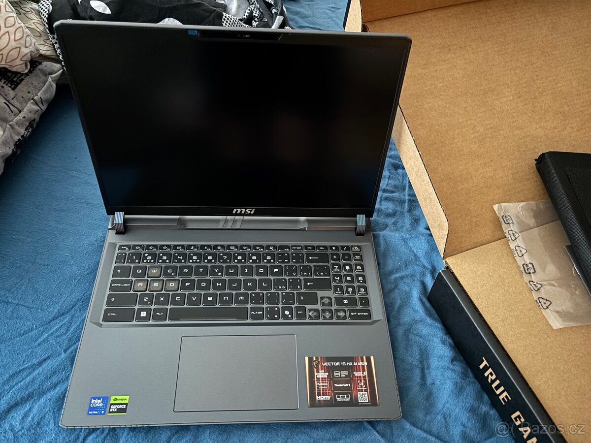 MSI herni laptop 16” - 2