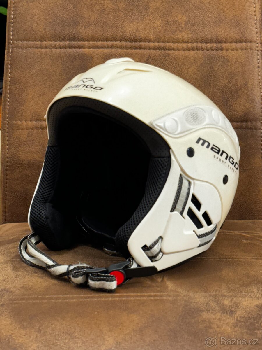 Lyžařská Helma - 2