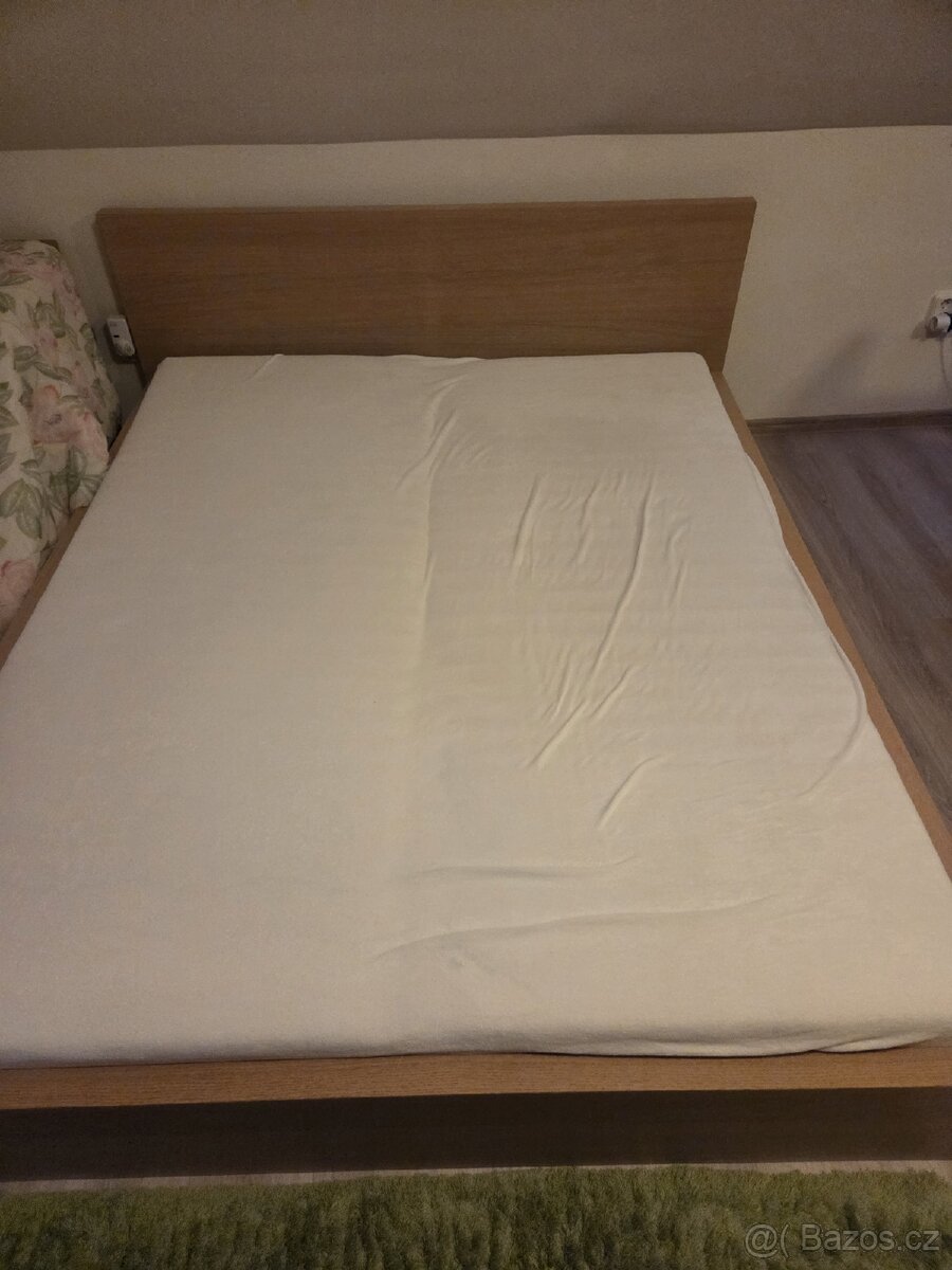 Manželská postel - 2