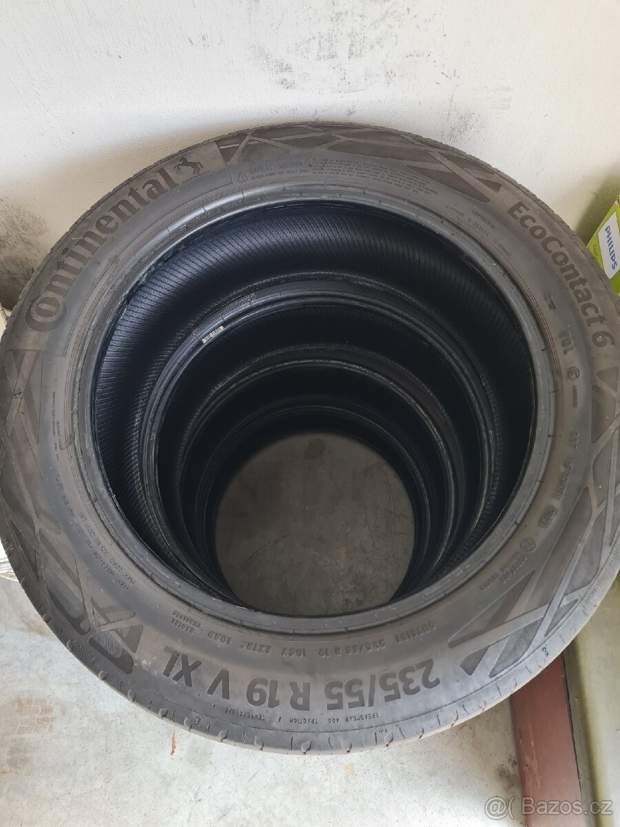 Pneumatiky Continental 235/55 R19 - 2