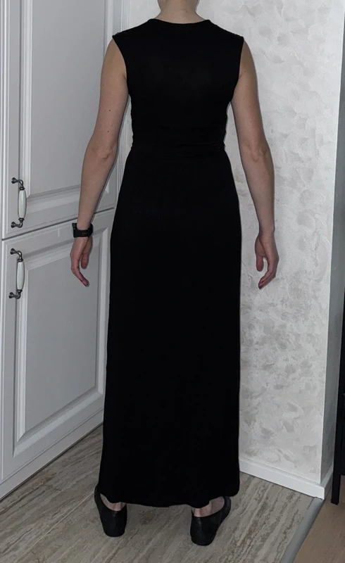 Dlouhé černé šaty - 2