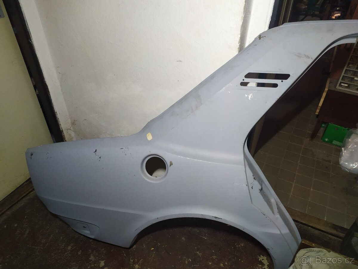 Zadní blatníky škoda 120 M - 2