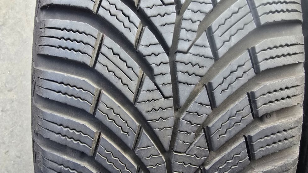 Zimní pneu 195/65/15 Continental - 2