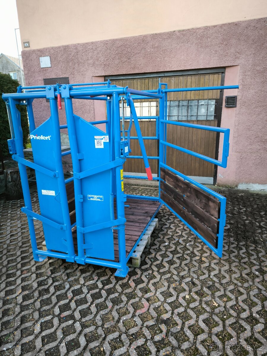 Fixační klece s čelem Prierfer - 2