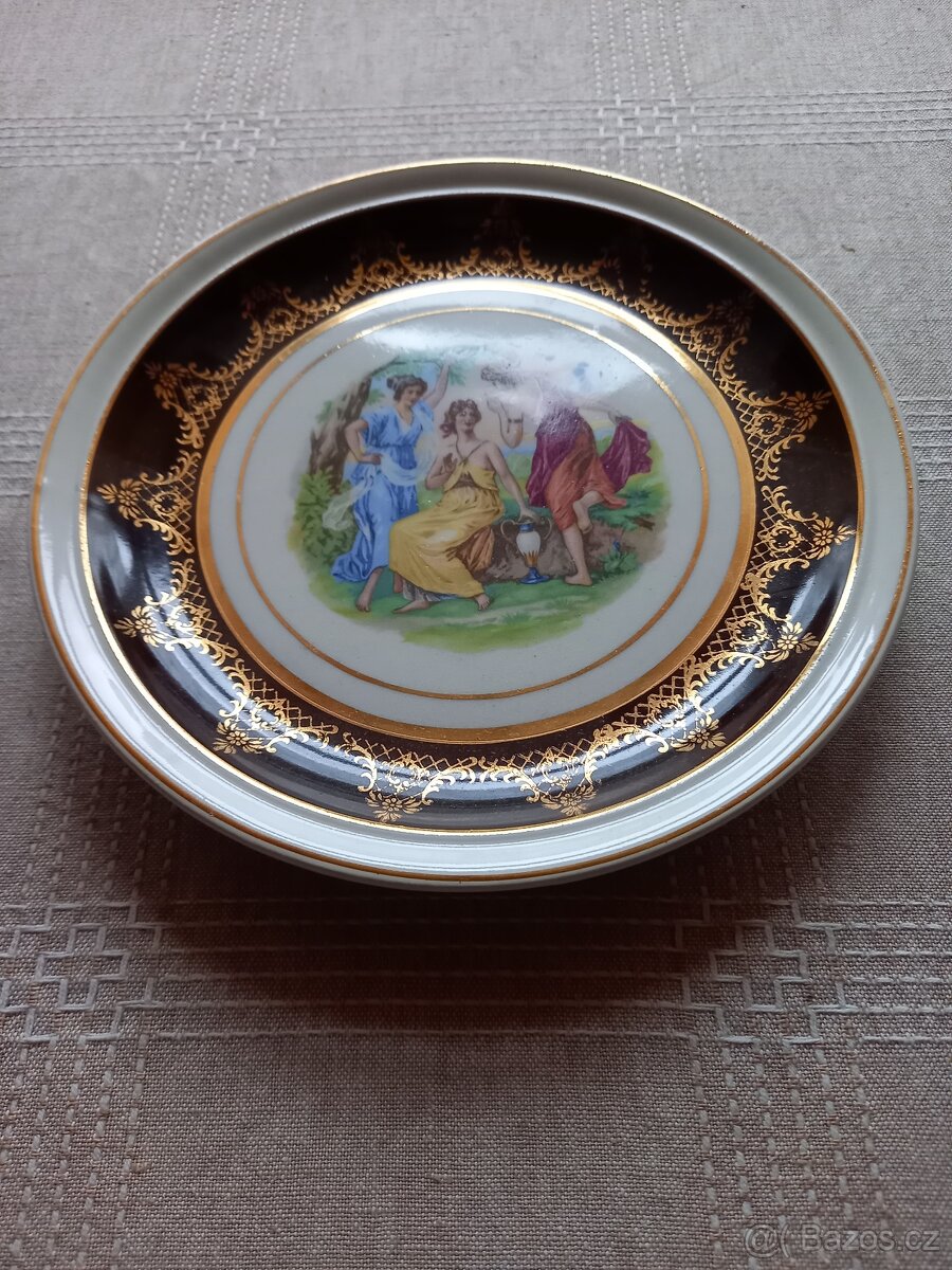 Keramický zdobený talíř - Tři Grácie - 2