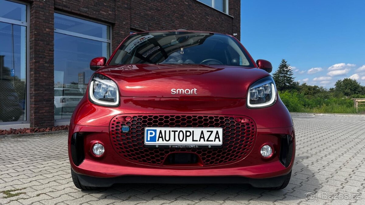 Smart Fortwo Cabrio EQ AT 60 kW KameraJBLSoundSystemApple - 2