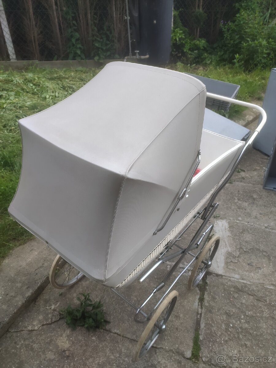 Retro kočárek, sporťák, Liberta - 2