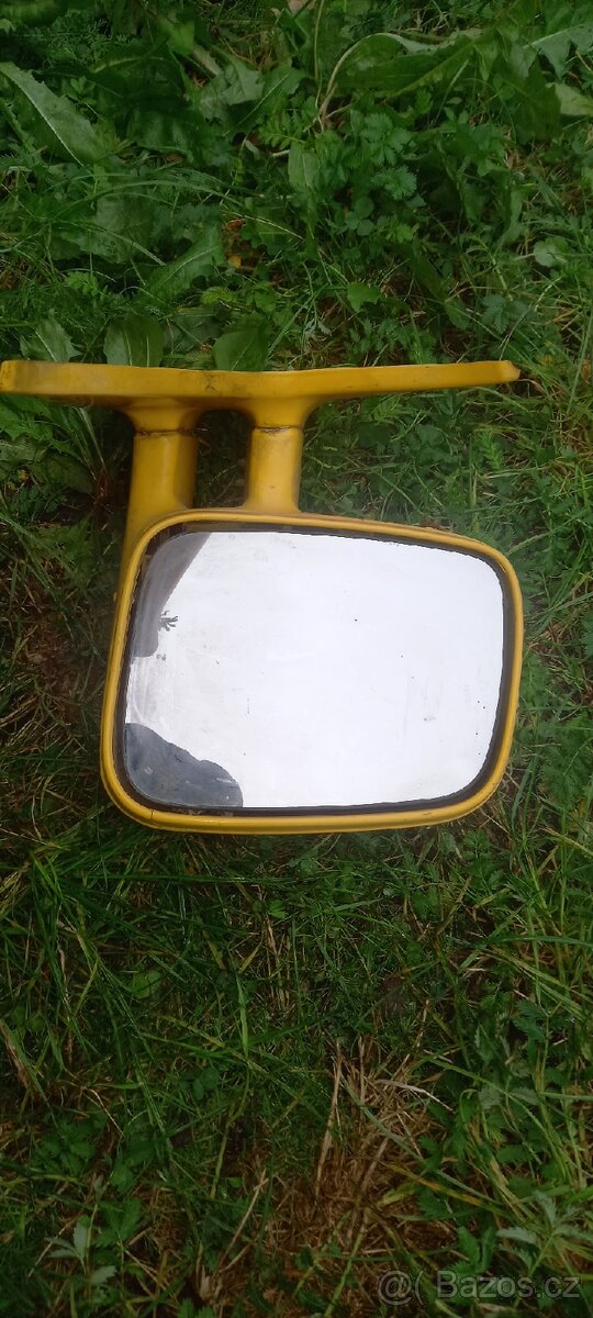 Pravé zrcatko VW T4 - 2