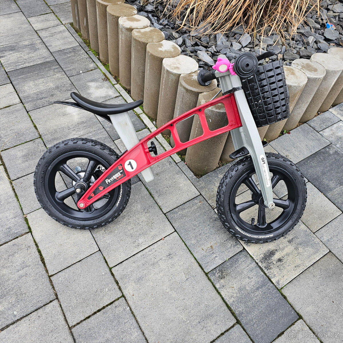 First Bike červený - 2