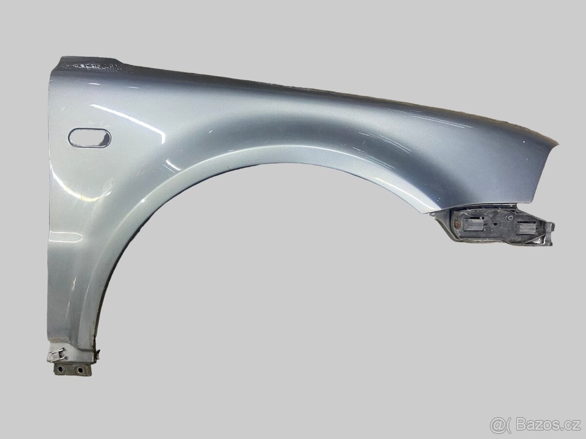 Předek VW Passat B 5,5 kapota nárazník blatník - 2