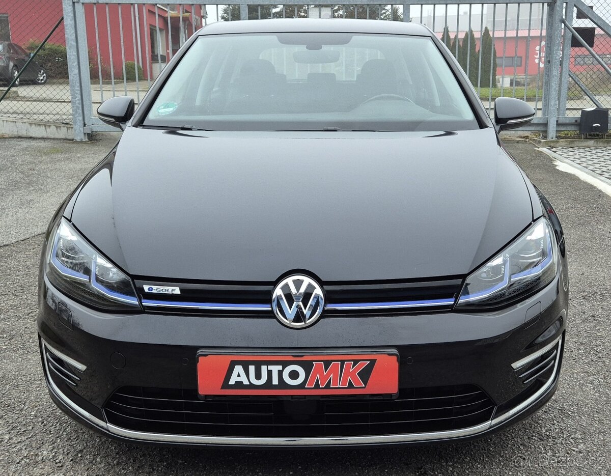 Volkswagen Golf VII e-Golf 1.majitel servisní kniha. DPH - 2