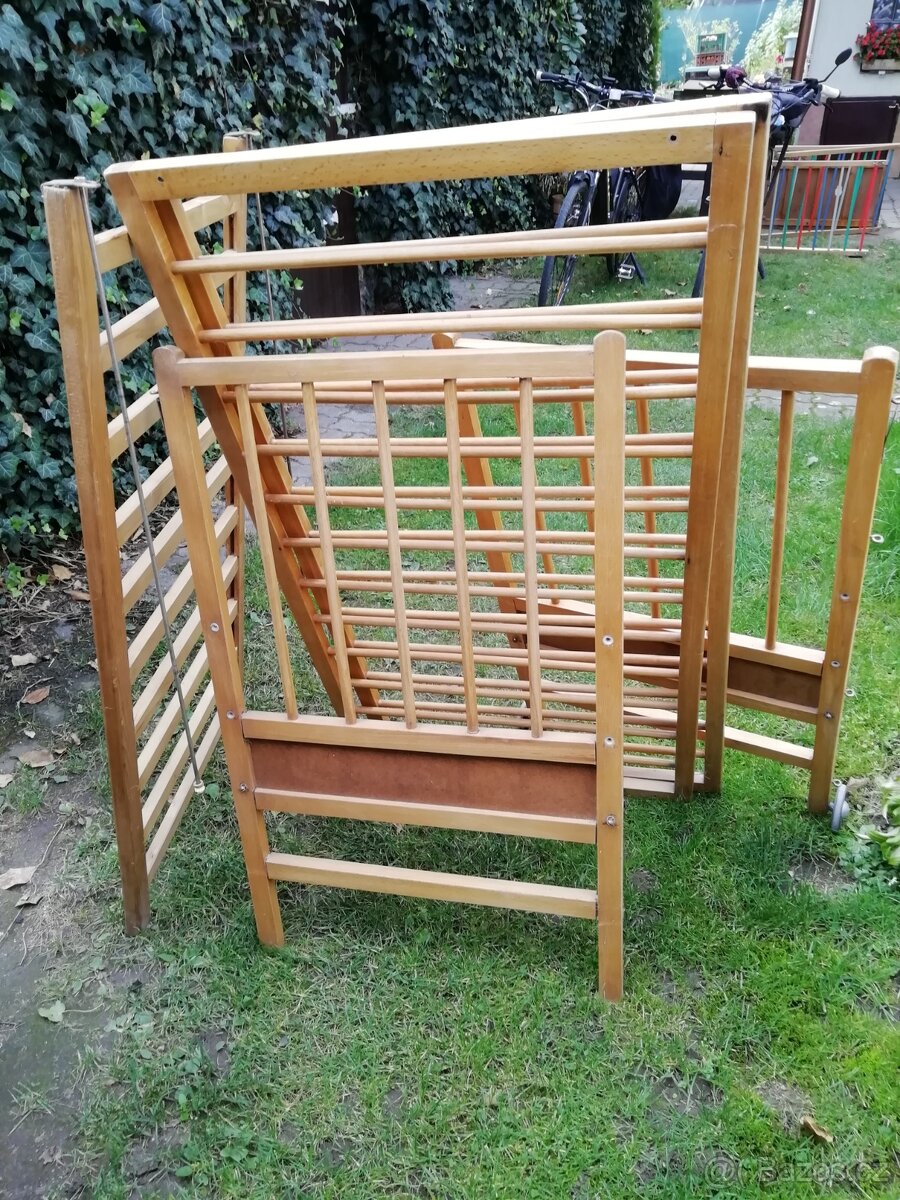 Postýlka a ohrádka s podlahou - 2