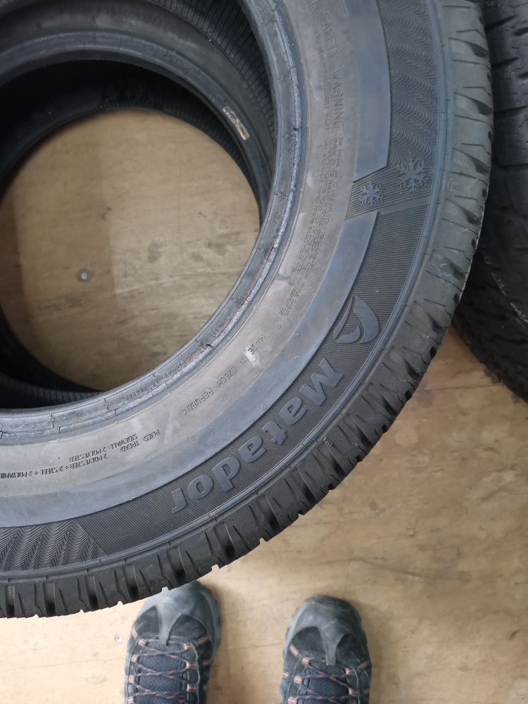 pneu 215-70-15R matador zimni - 2