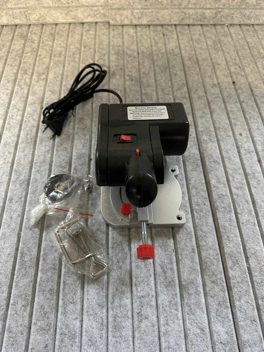 Mini stolní rozbrušovací pila (523) - 2