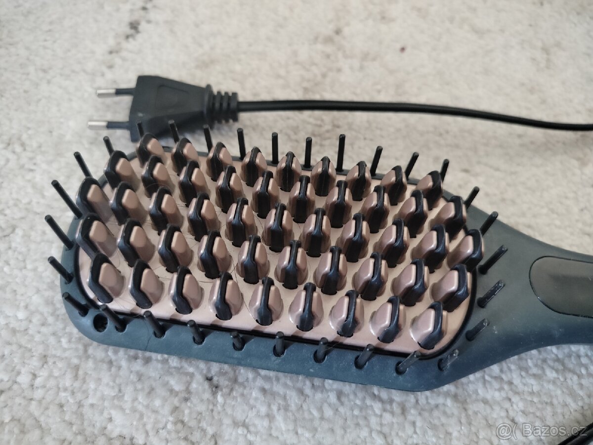 Žehlící kartáč na vlasy - 2