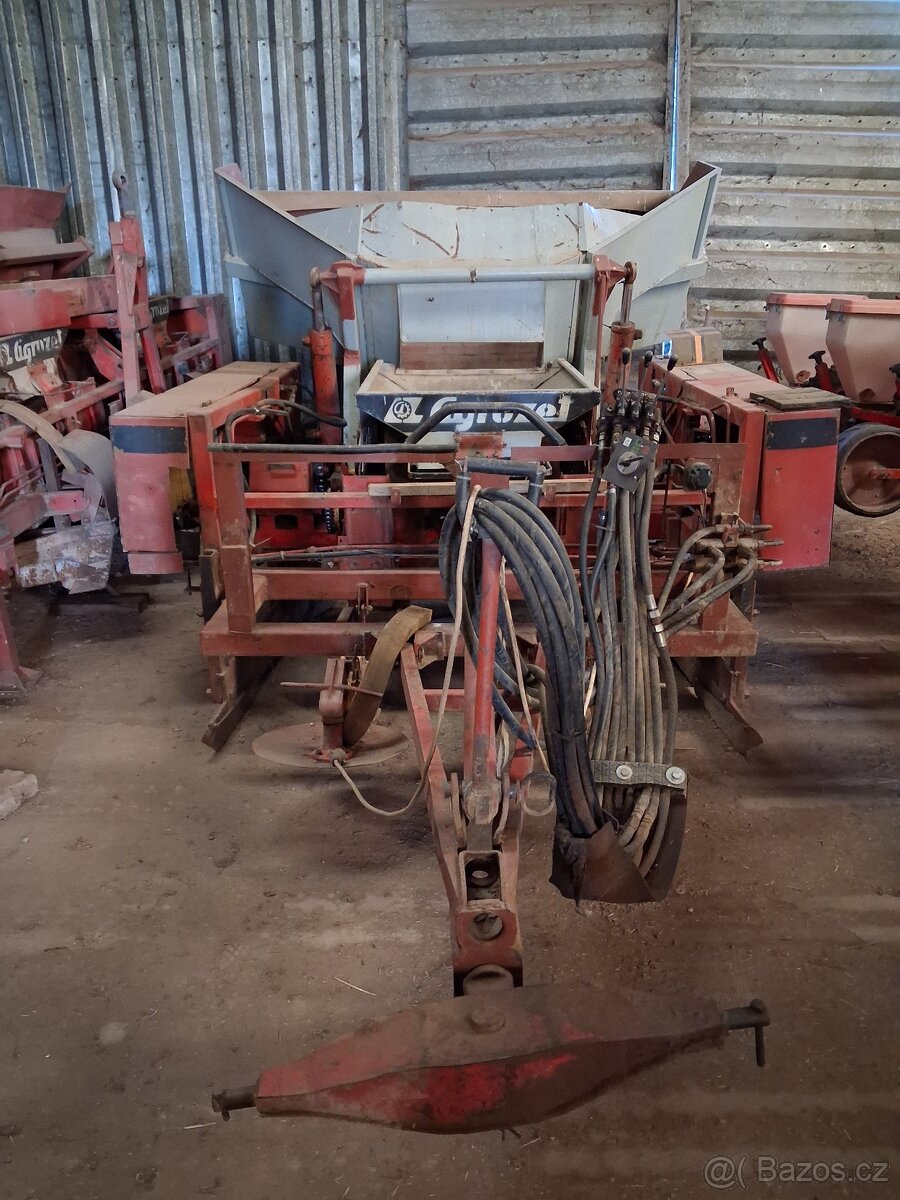 Sazečka brambor Mars 042 úprava do prosetych brázd - 2