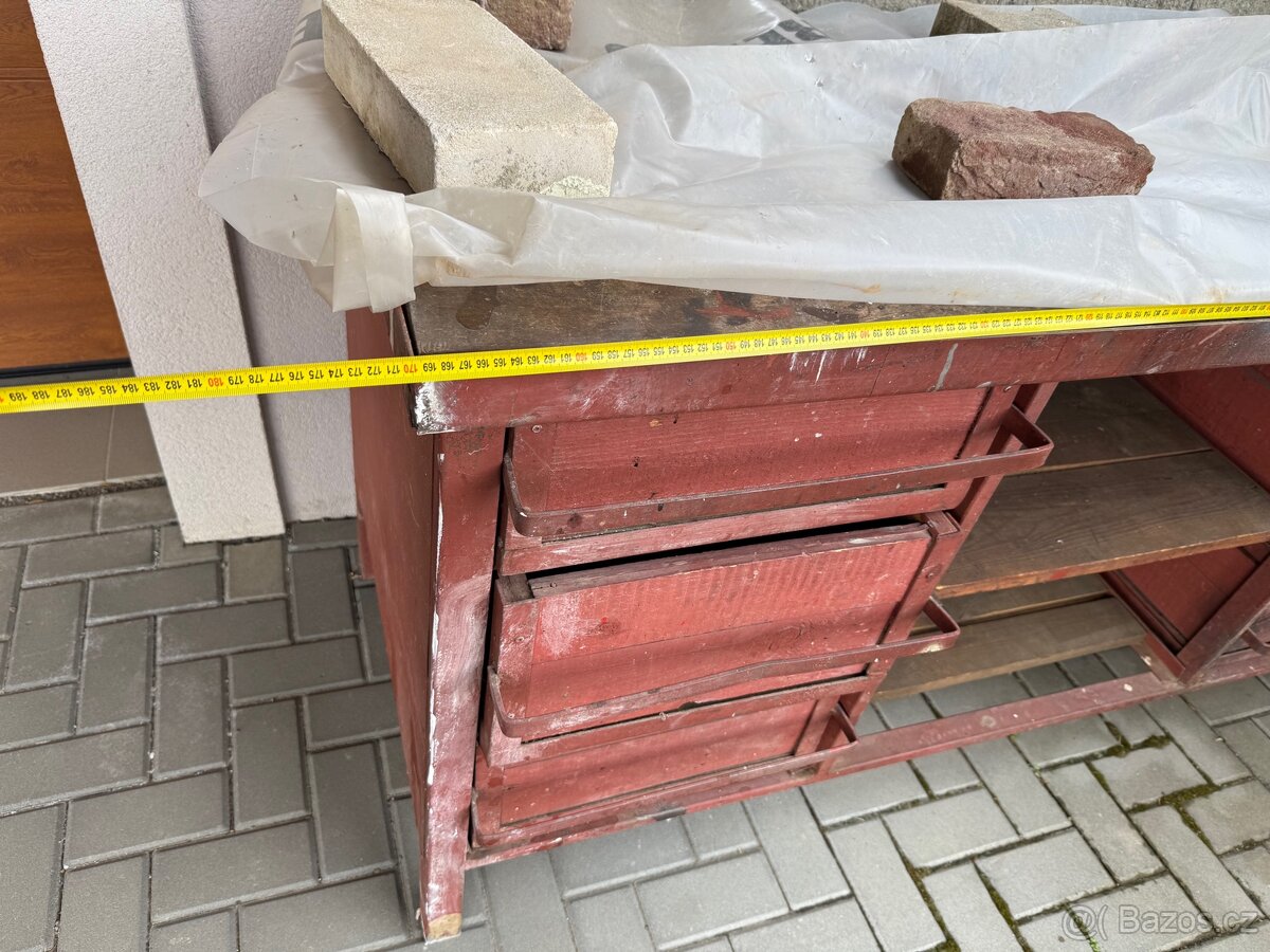 Dílensk stůl PONK - 2