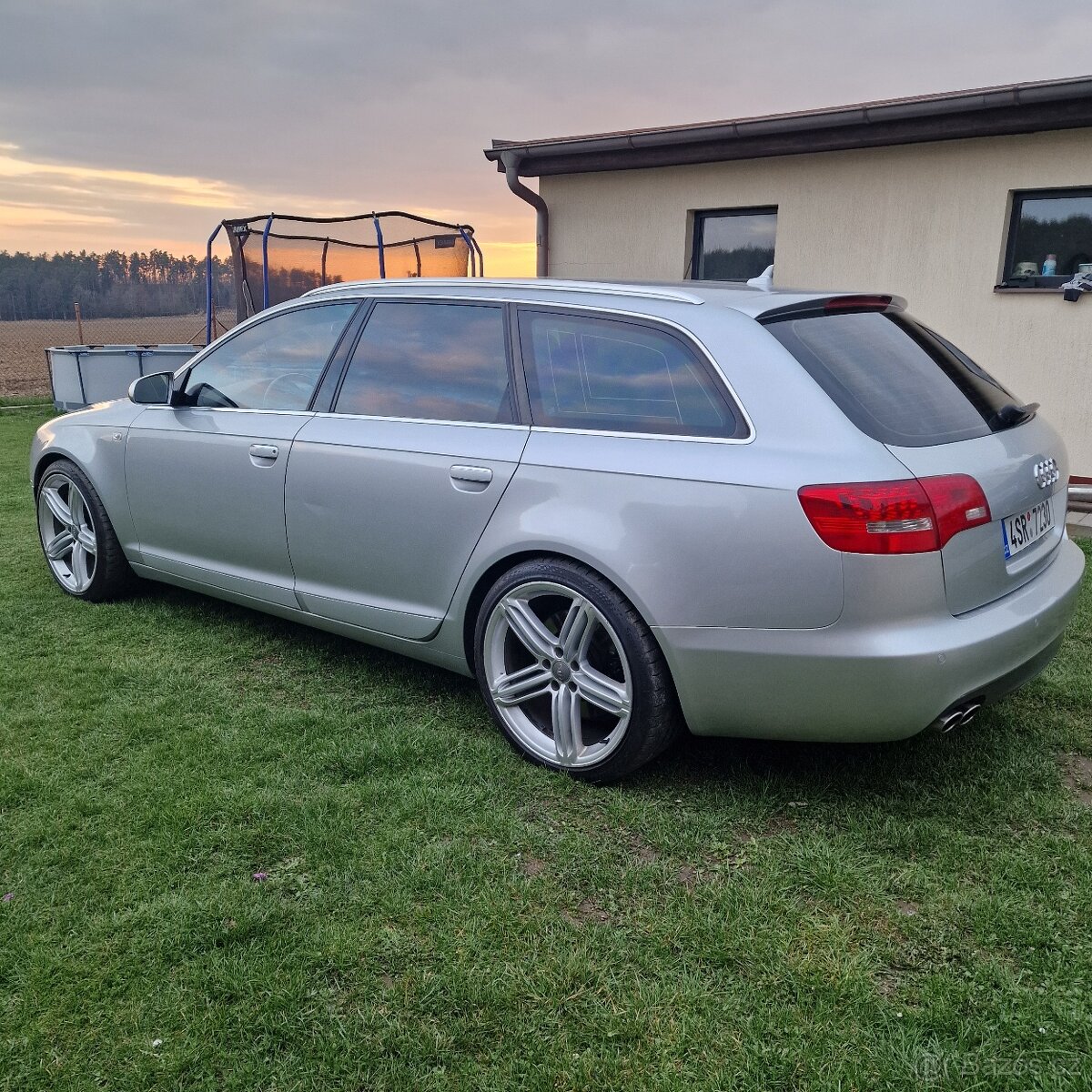 Audi s6 5.2 V10 - 2