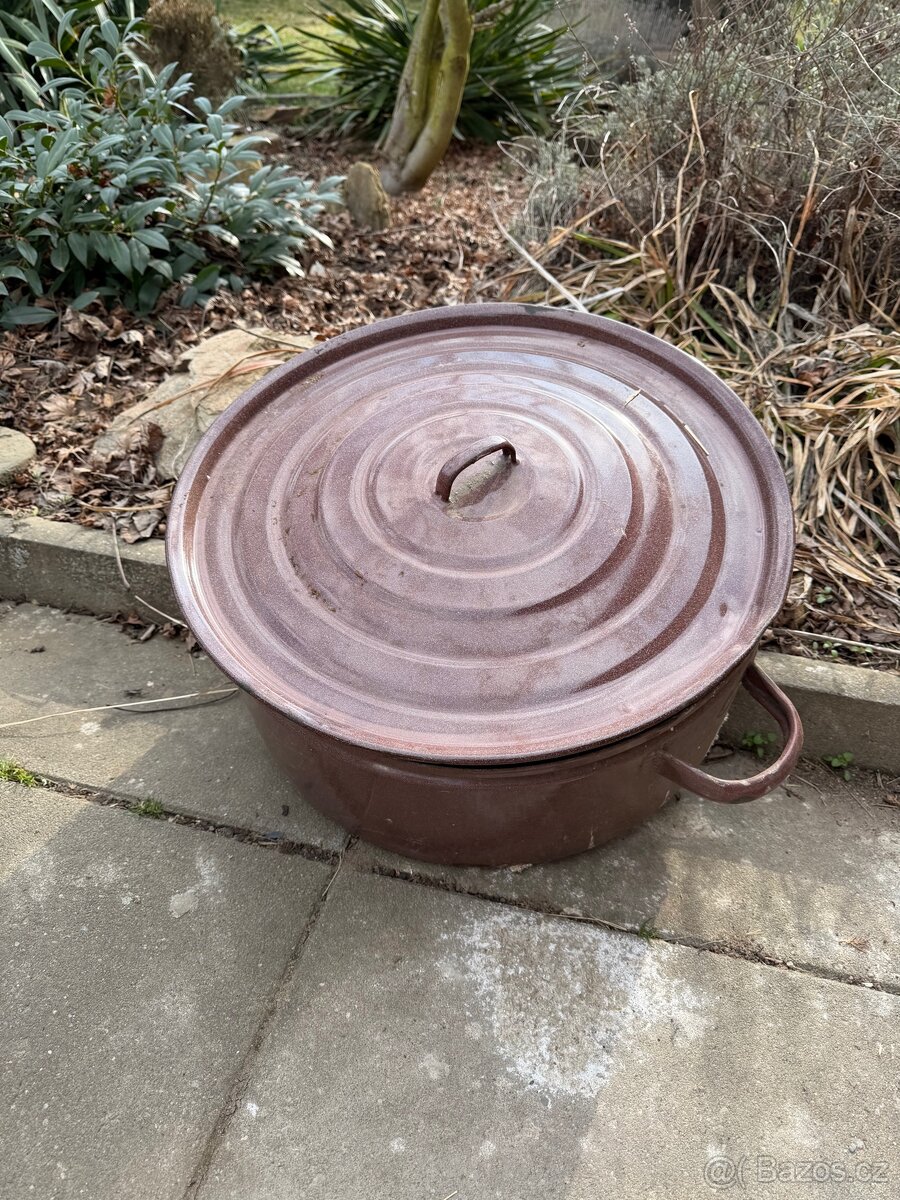 Smaltované hrnce - 2