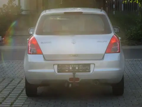 Suzuki Swift 1.3DDis - 2