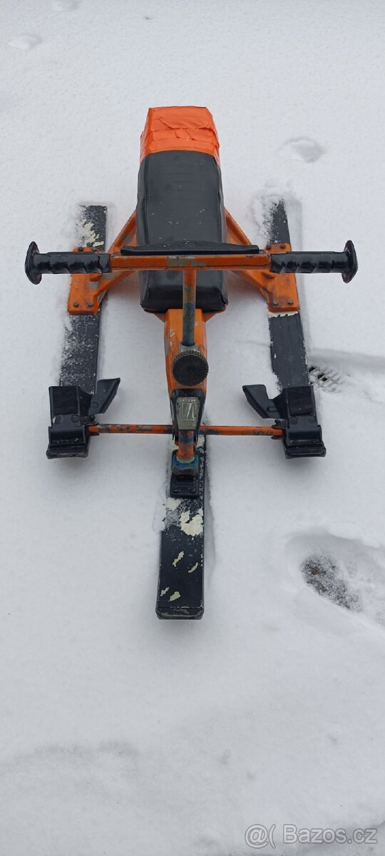 Ski bob Chuck a Gek - 2
