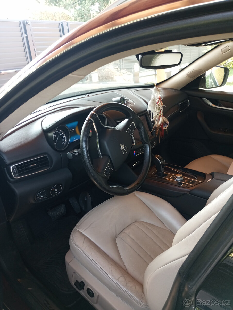 Prodám Maserati Levante - 2