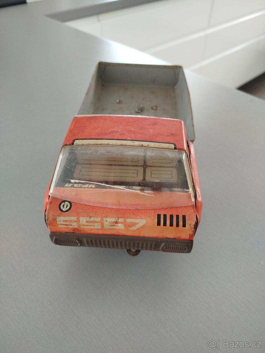 Starožitné auto - 2