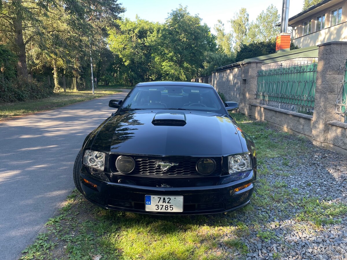 Ford mustang GT - 2