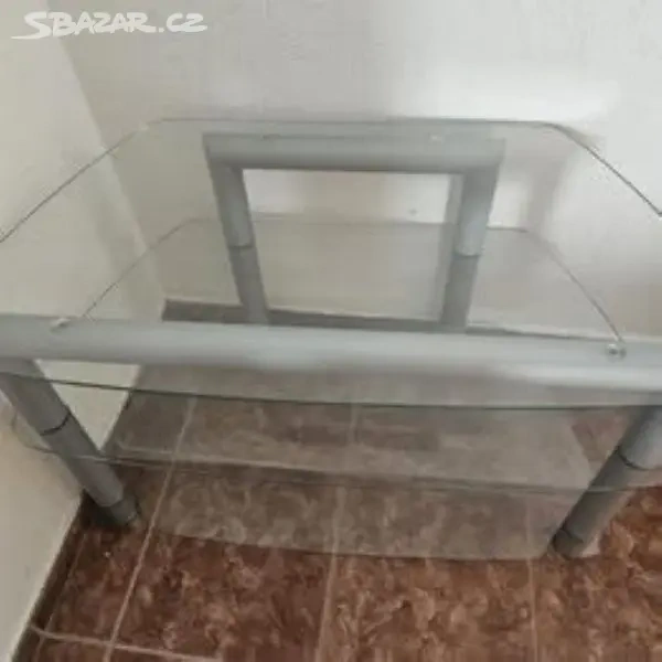 Stolek pod televizi - 2