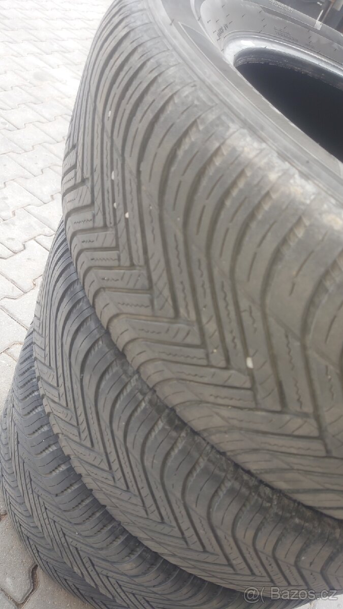 255/60 R16 Navara/Alaskan/Mercedes - 2