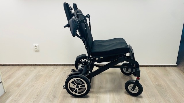 Elektrický invalidní vozík - 2