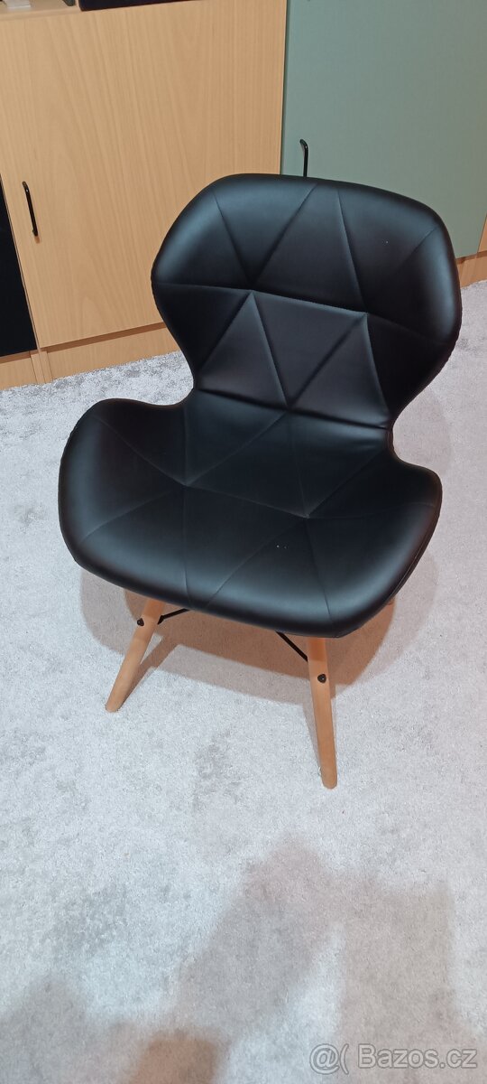 4 skandinávské židle - 2