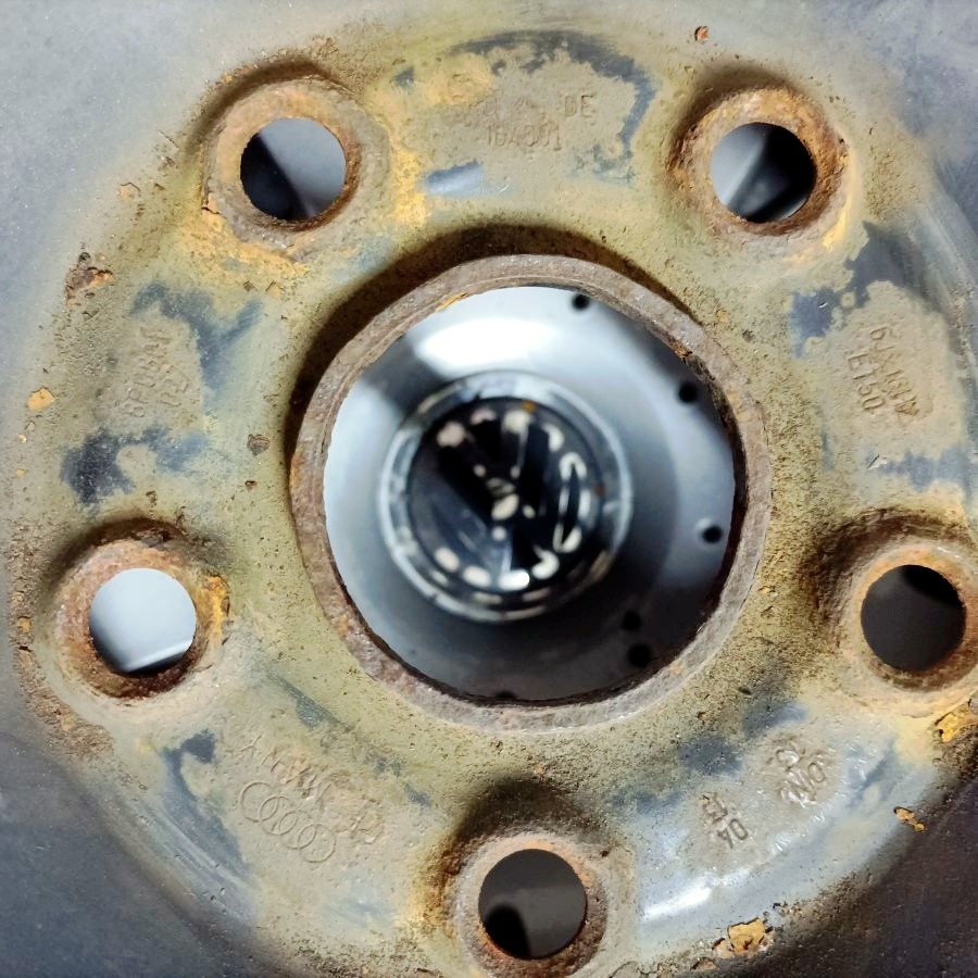 16" plechová kola – 5x112 – AUDI (VW, SEAT, ŠKODA) Disky: - 2